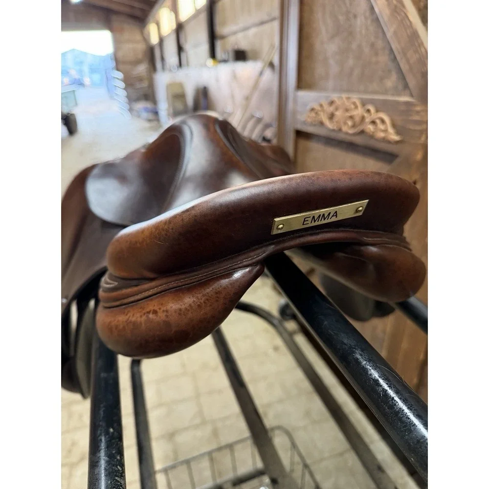 Antares Evolution Close Contact Jump Saddle 17